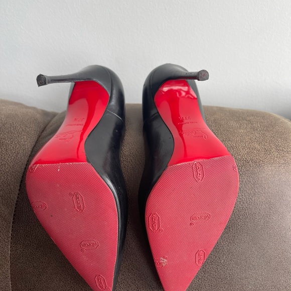 Christian Louboutin So Kate - Picture 3 of 4